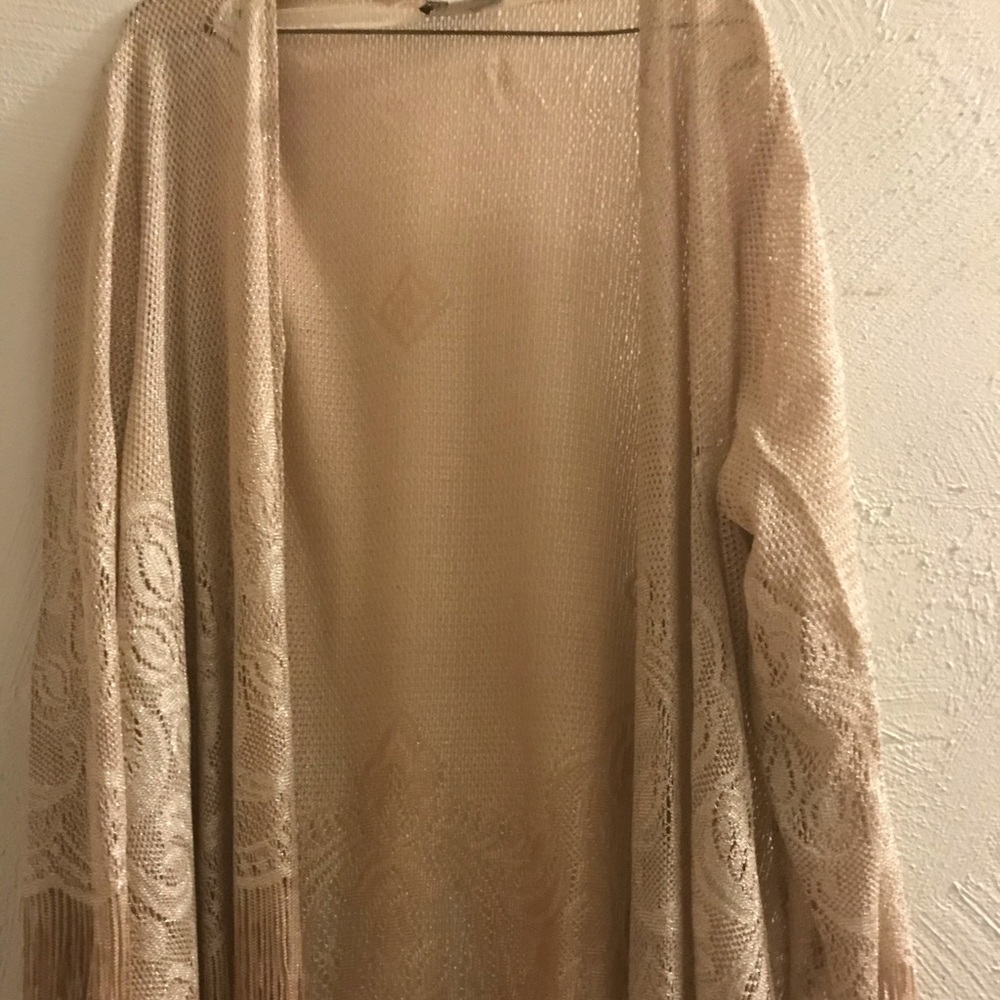 Two piece set - Picture 3 of 3